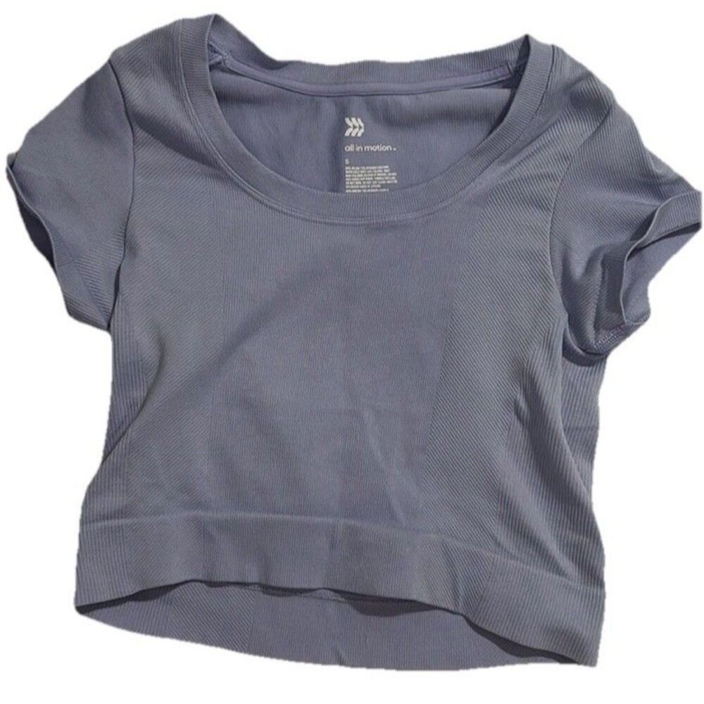 All MOTION Target Women’s Sz Small Seamless Cropped Workout Gym Athletic Top S